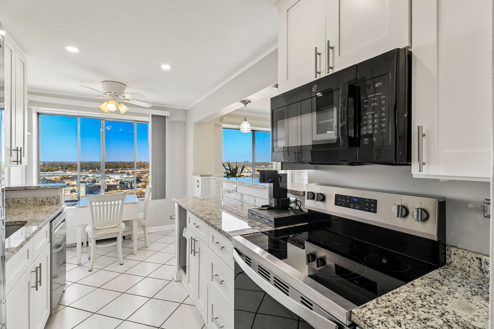 7033 N Kedzie Avenue Unit: 1704