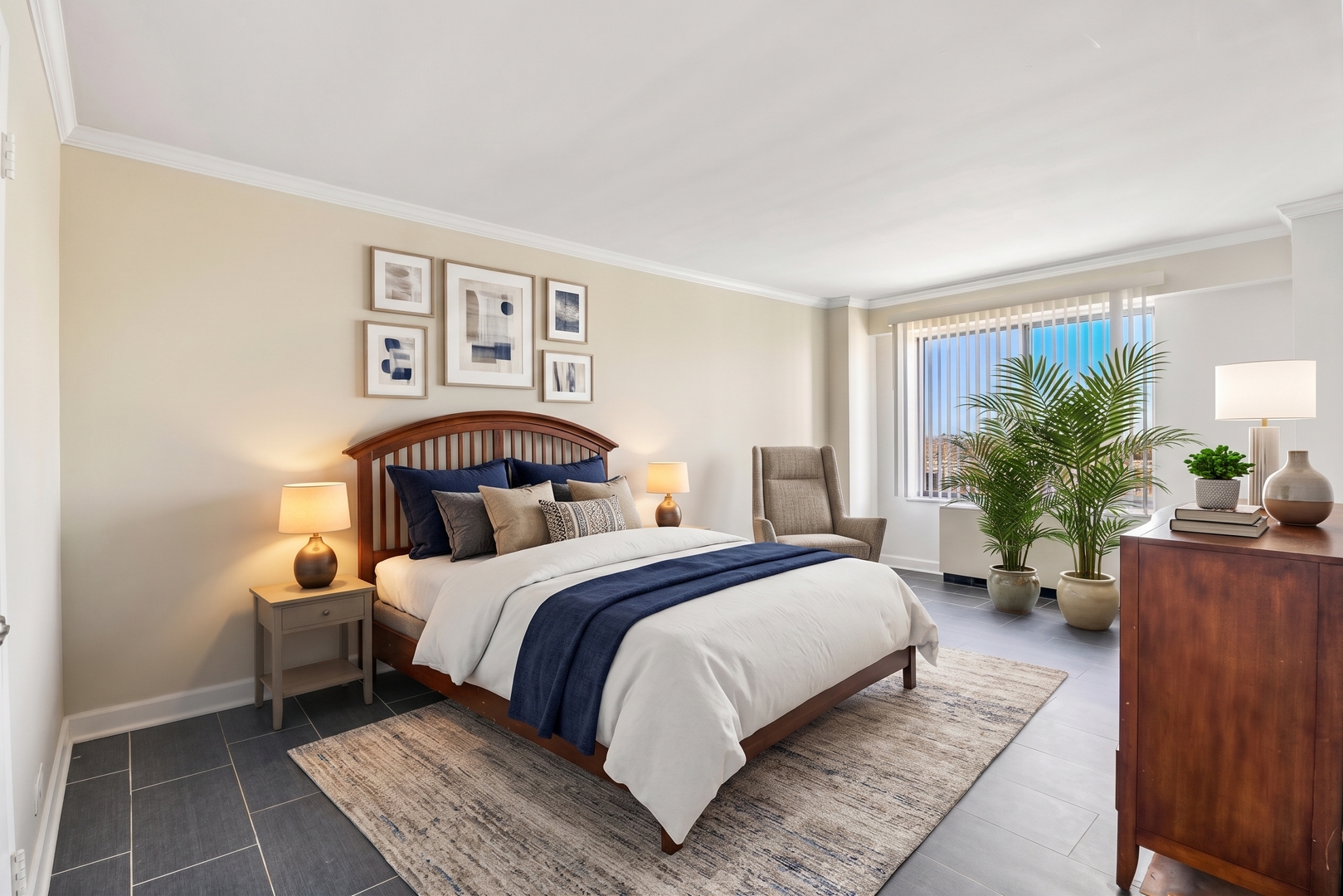7033 N Kedzie Avenue Unit: 1704