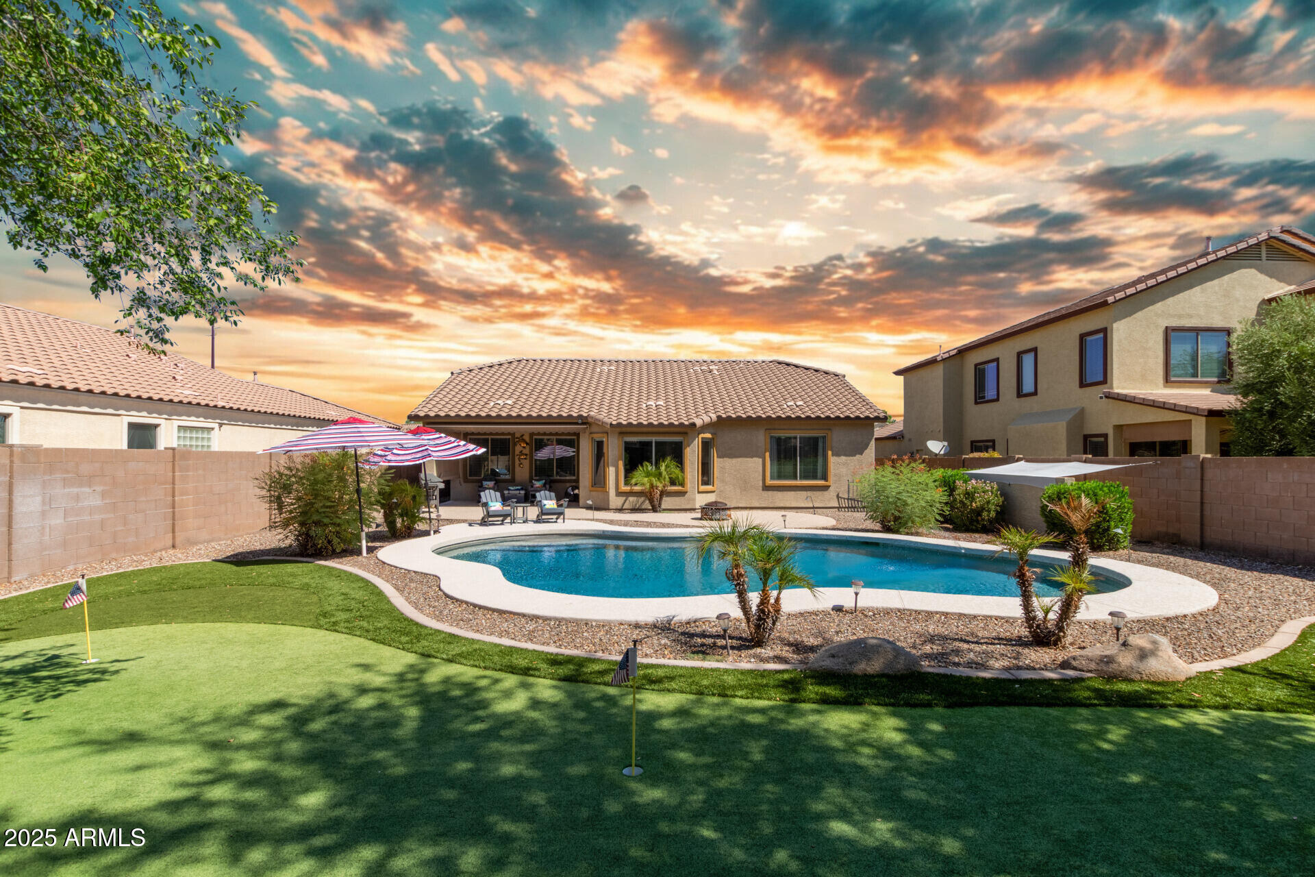 2037 E CAROB Drive