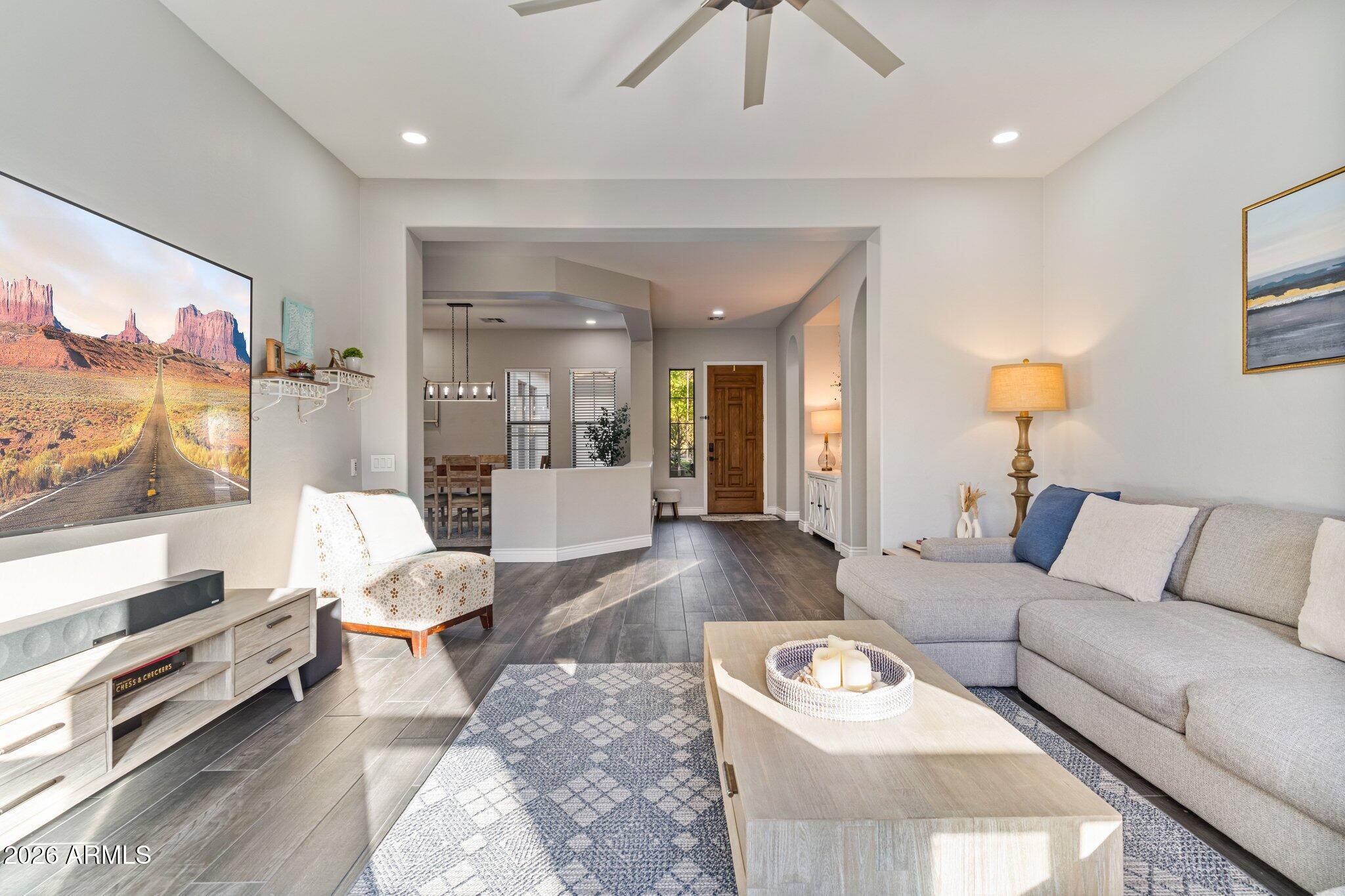 1902 S LOS ALTOS Drive