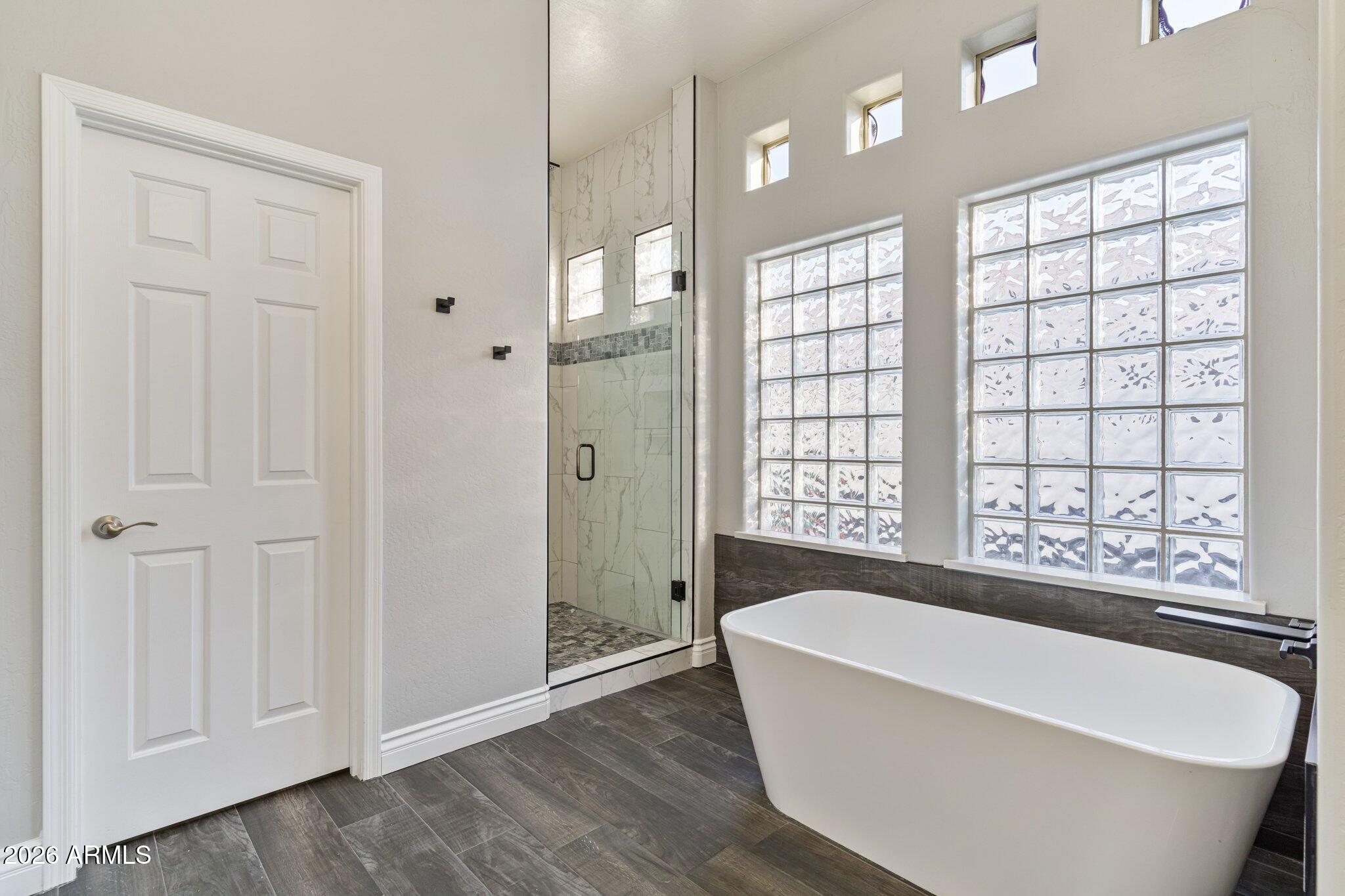 1902 S LOS ALTOS Drive