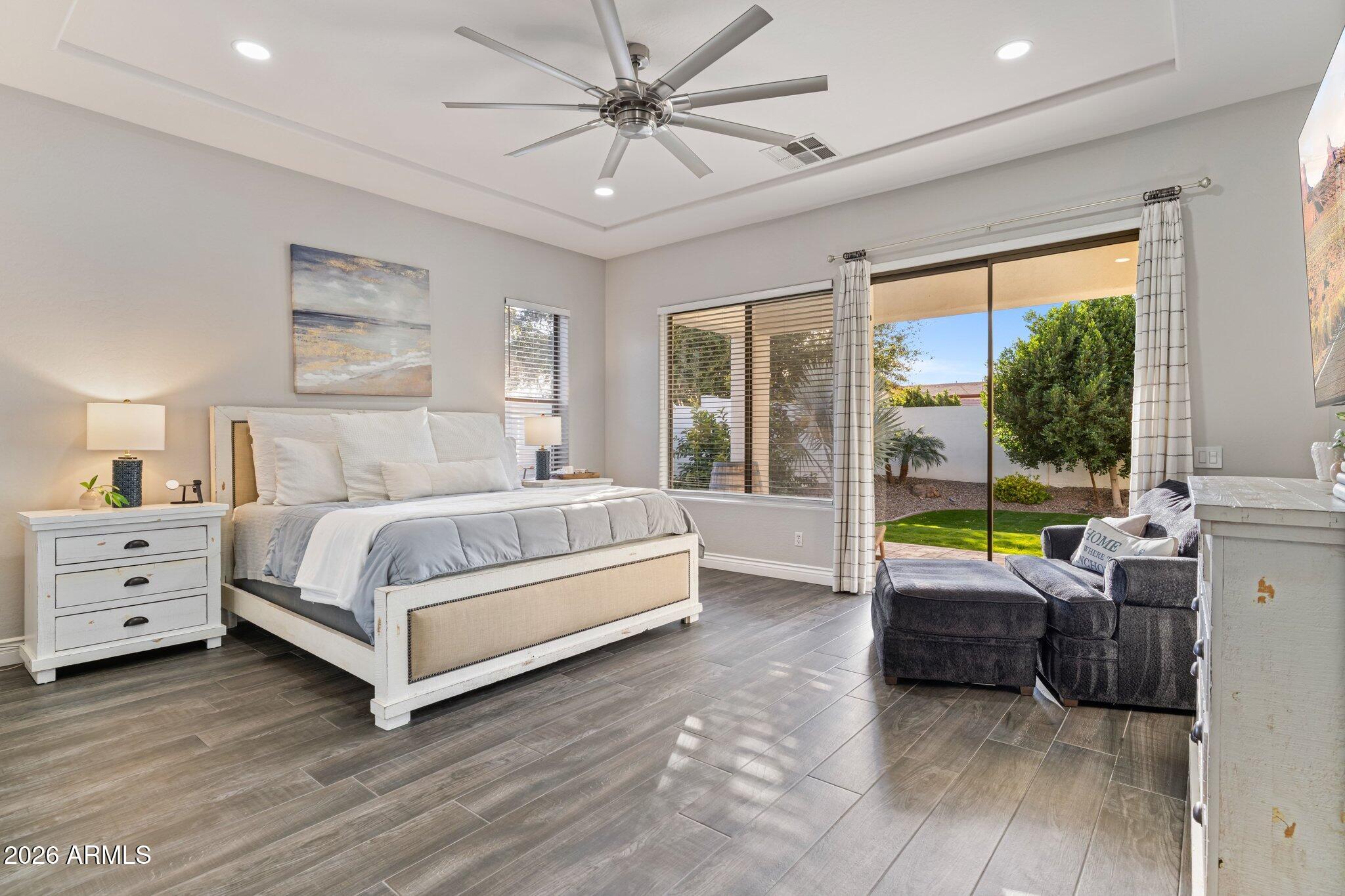 1902 S LOS ALTOS Drive