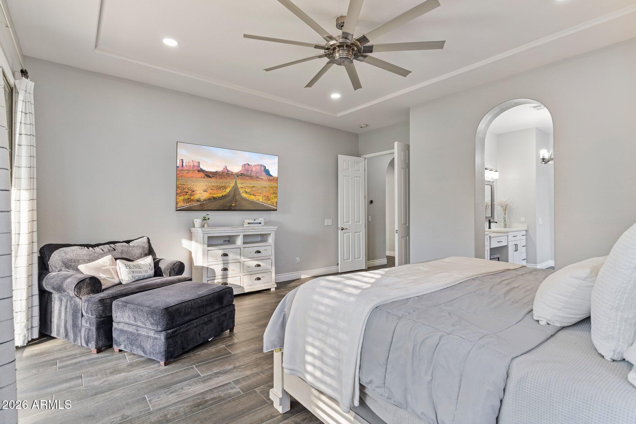 1902 S LOS ALTOS Drive