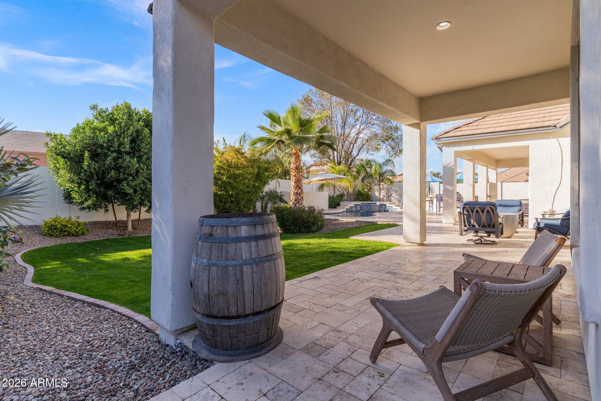 1902 S LOS ALTOS Drive