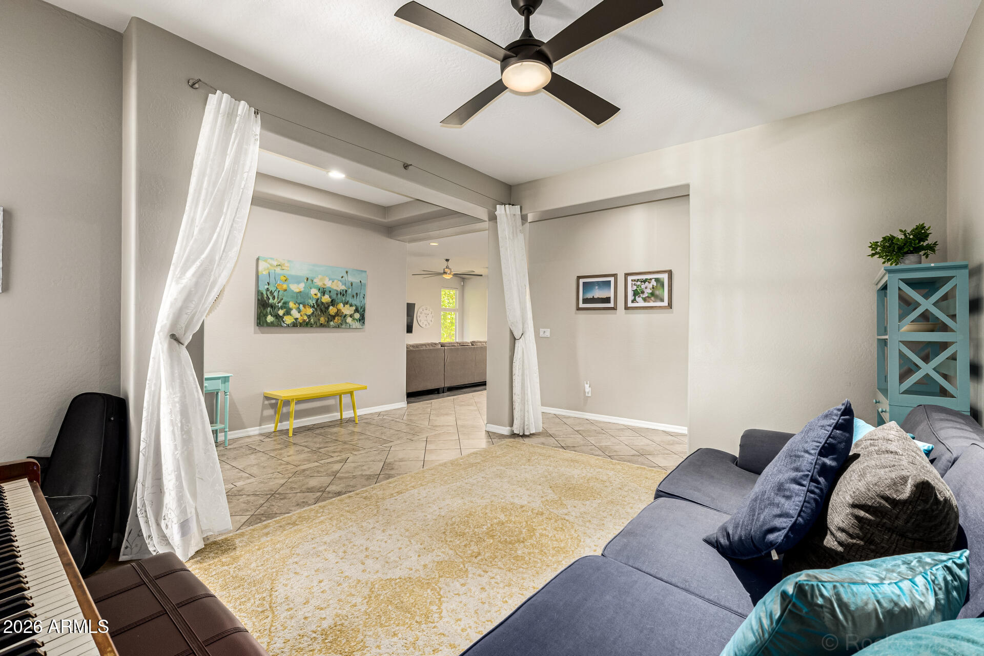 417 W DESERT BROOM Drive