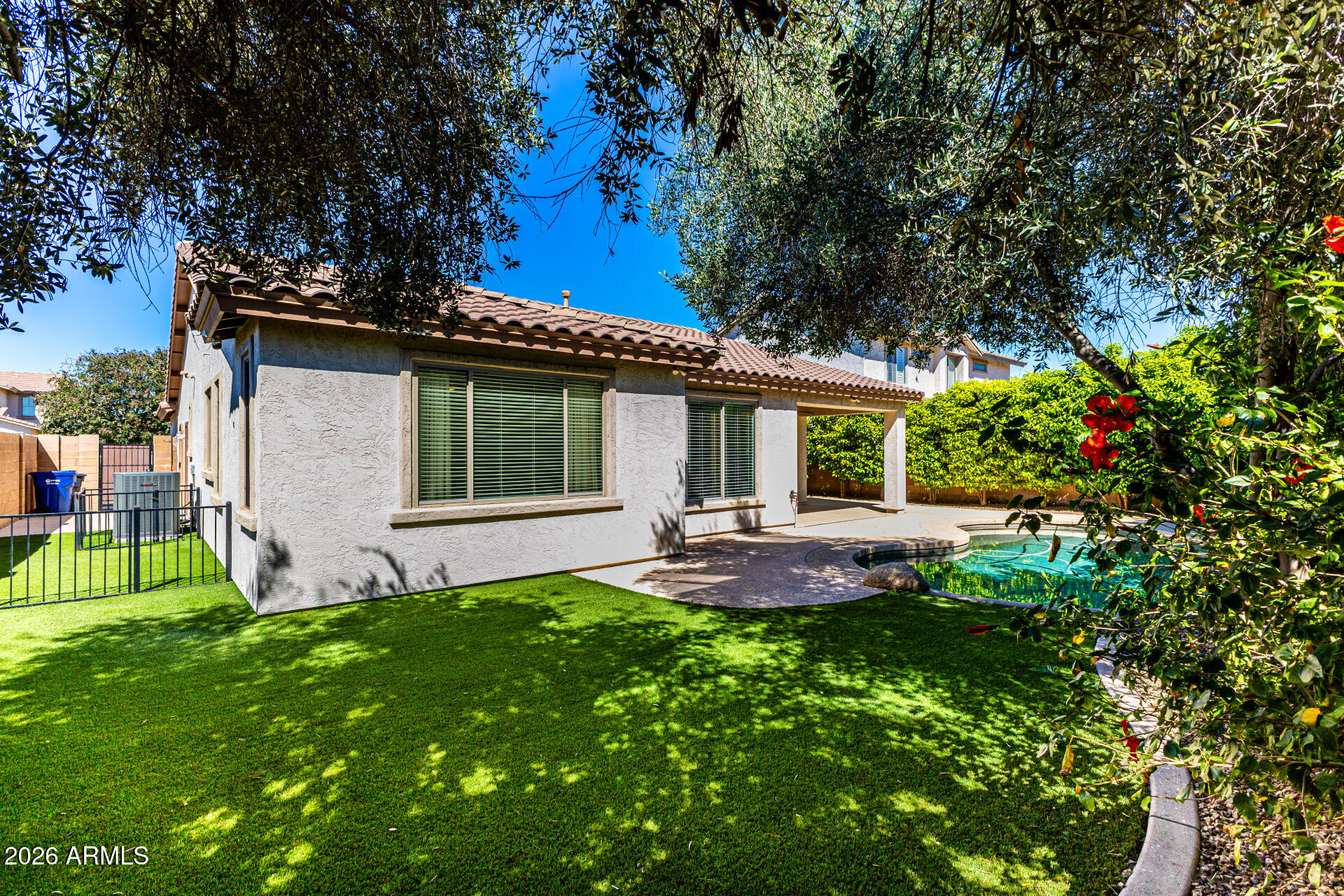 417 W DESERT BROOM Drive