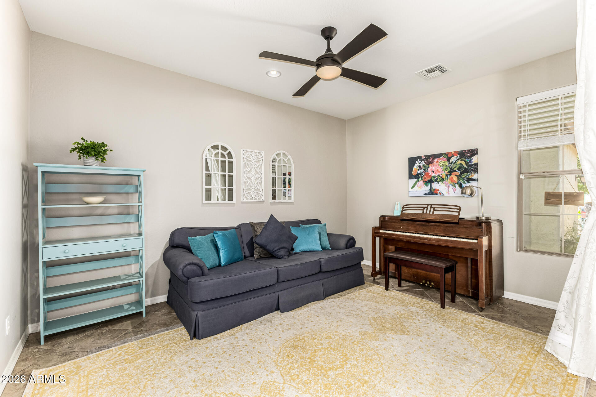 417 W DESERT BROOM Drive