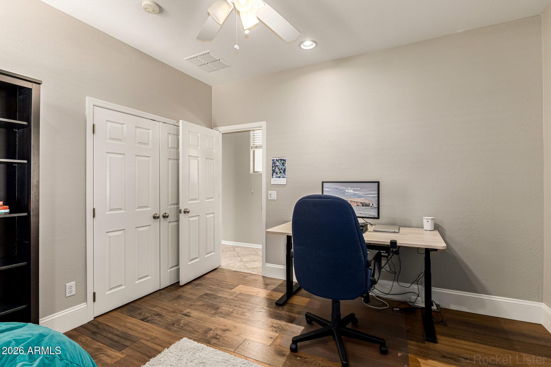 417 W DESERT BROOM Drive