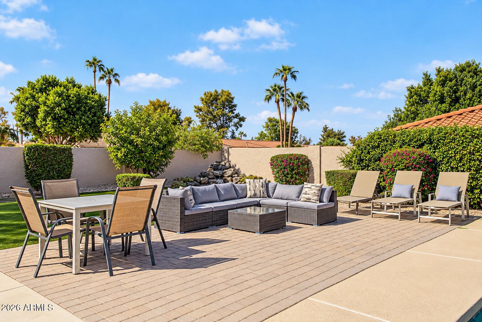 314 E MARCONI Avenue
