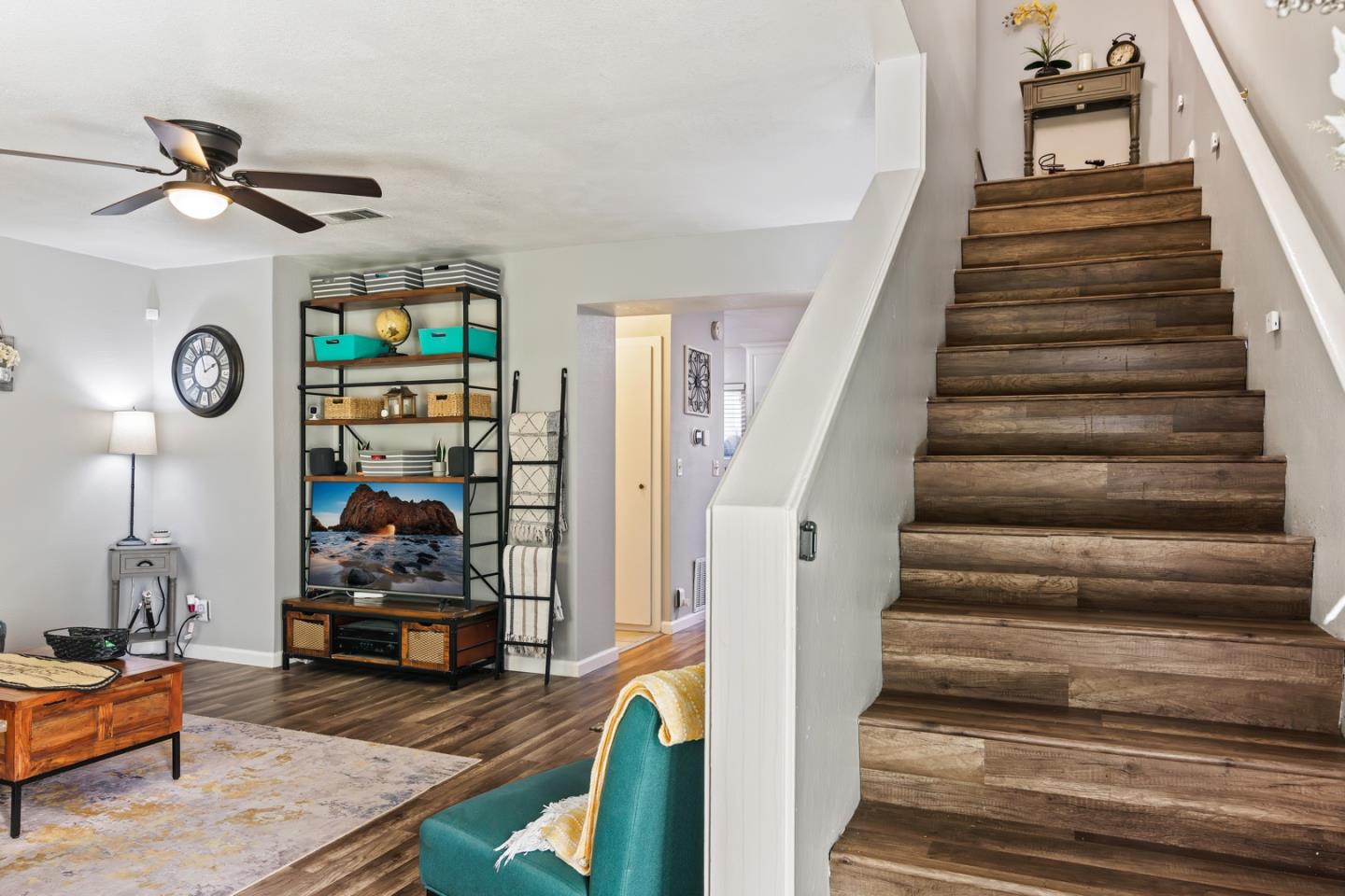 1235 Pine Creek Way J