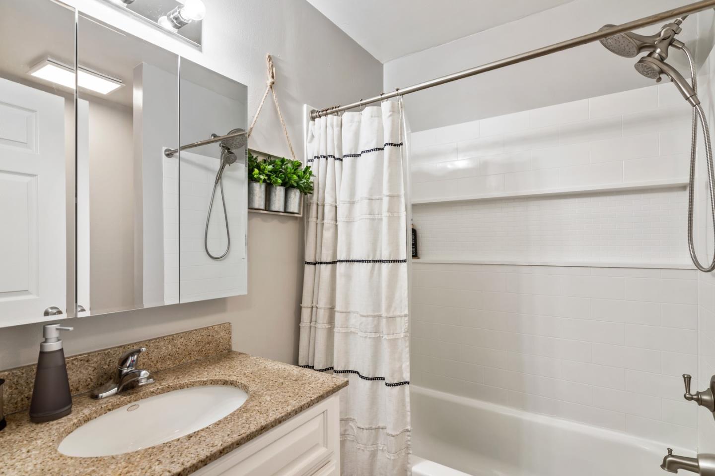 1235 Pine Creek Way J