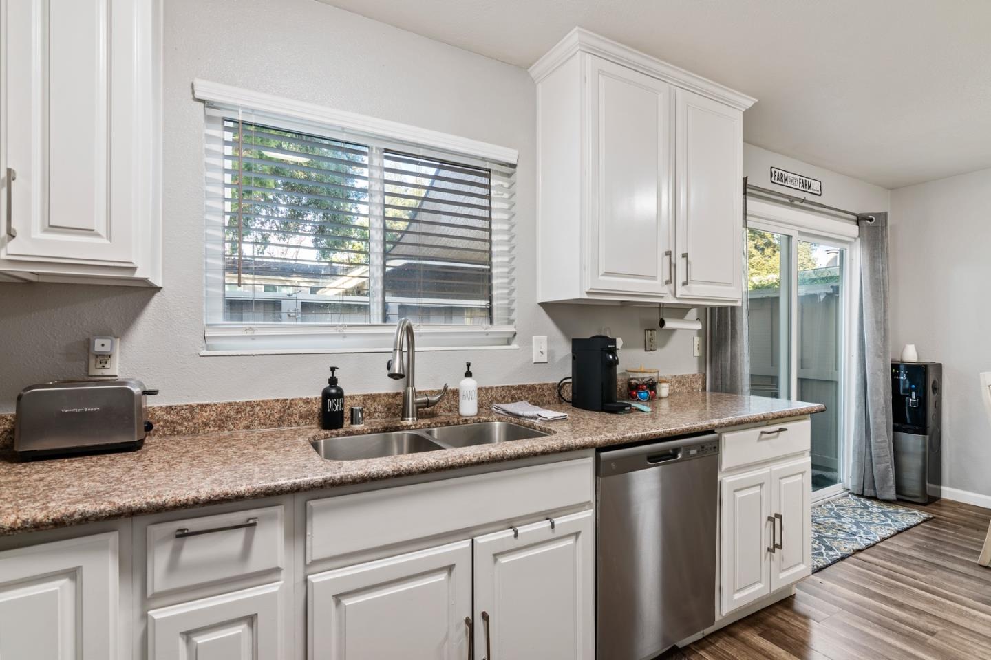 1235 Pine Creek Way J