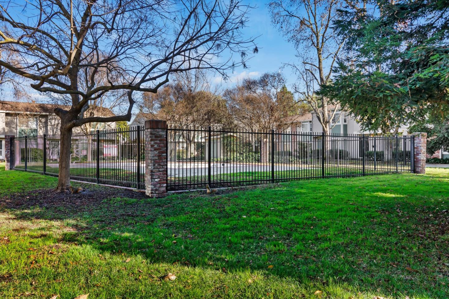 1235 Pine Creek Way J