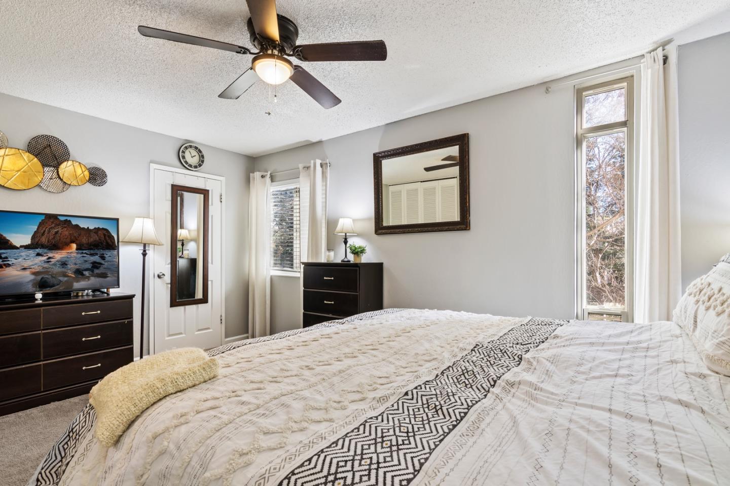 1235 Pine Creek Way J