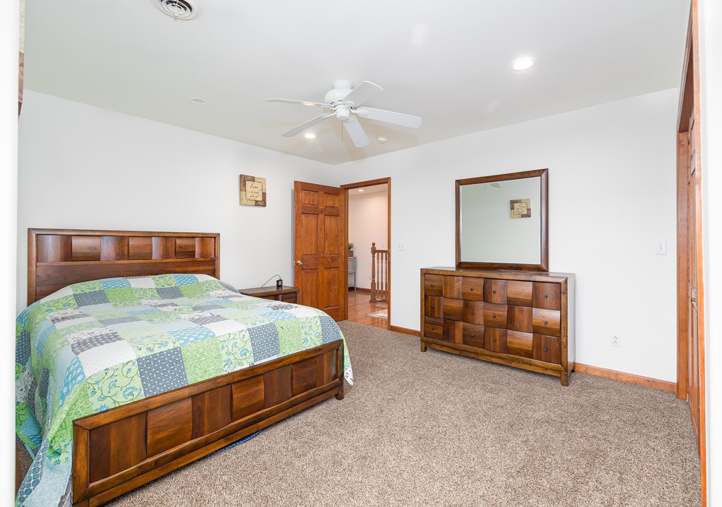 252 Hills Creek Road