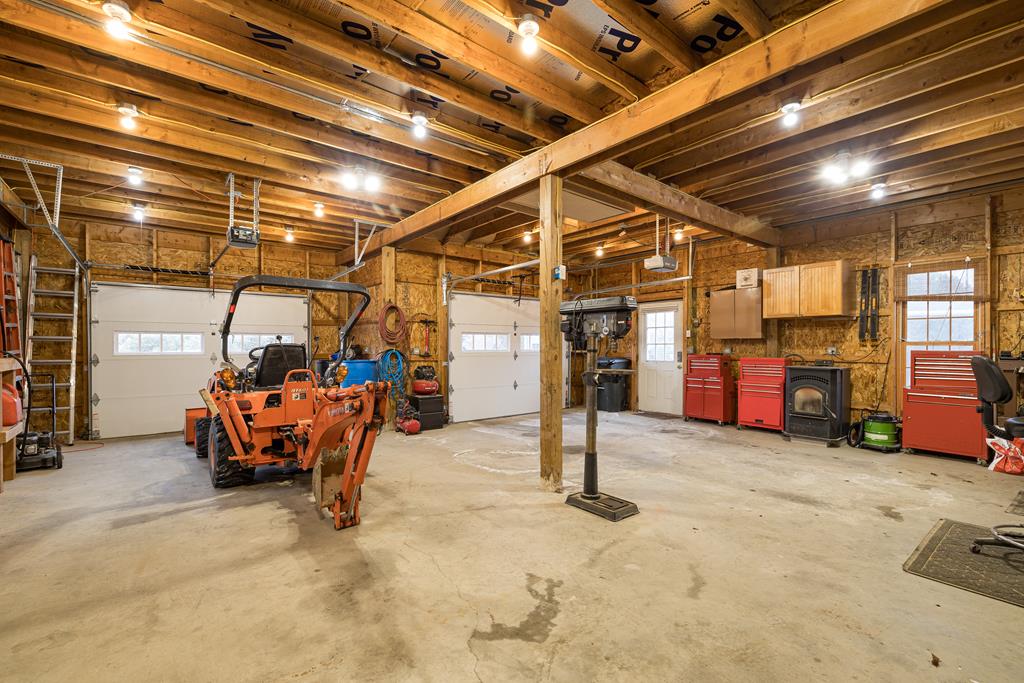 252 Hills Creek Road