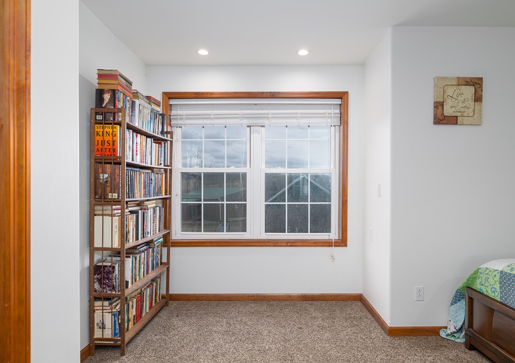 252 Hills Creek Road