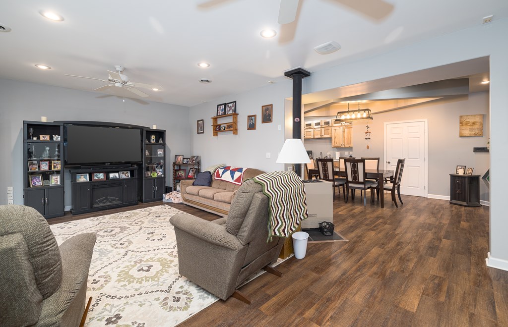 252 Hills Creek Road