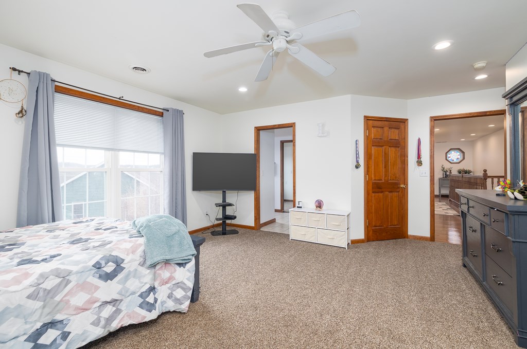 252 Hills Creek Road