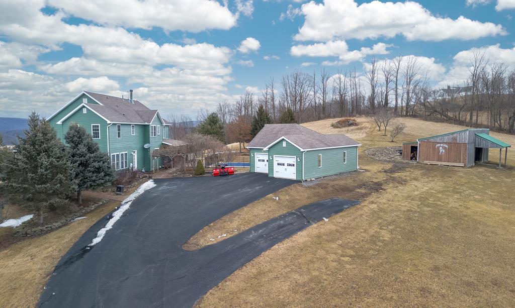 252 Hills Creek Road