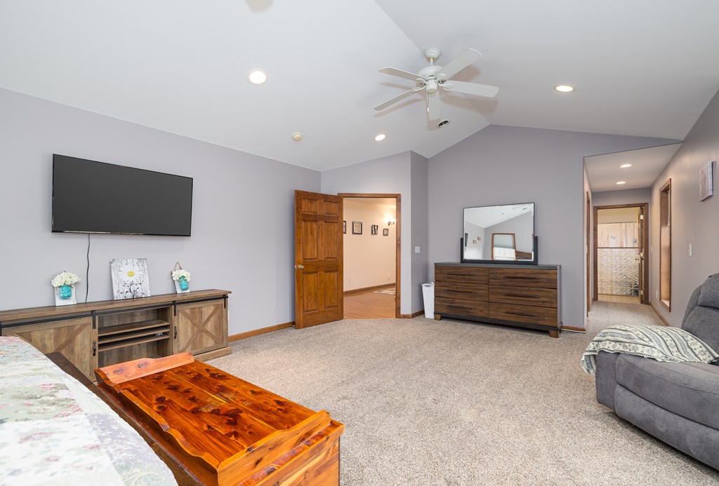 252 Hills Creek Road