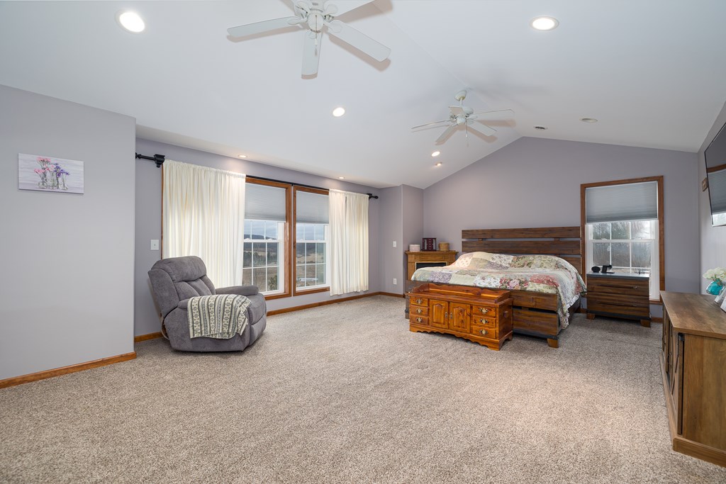 252 Hills Creek Road