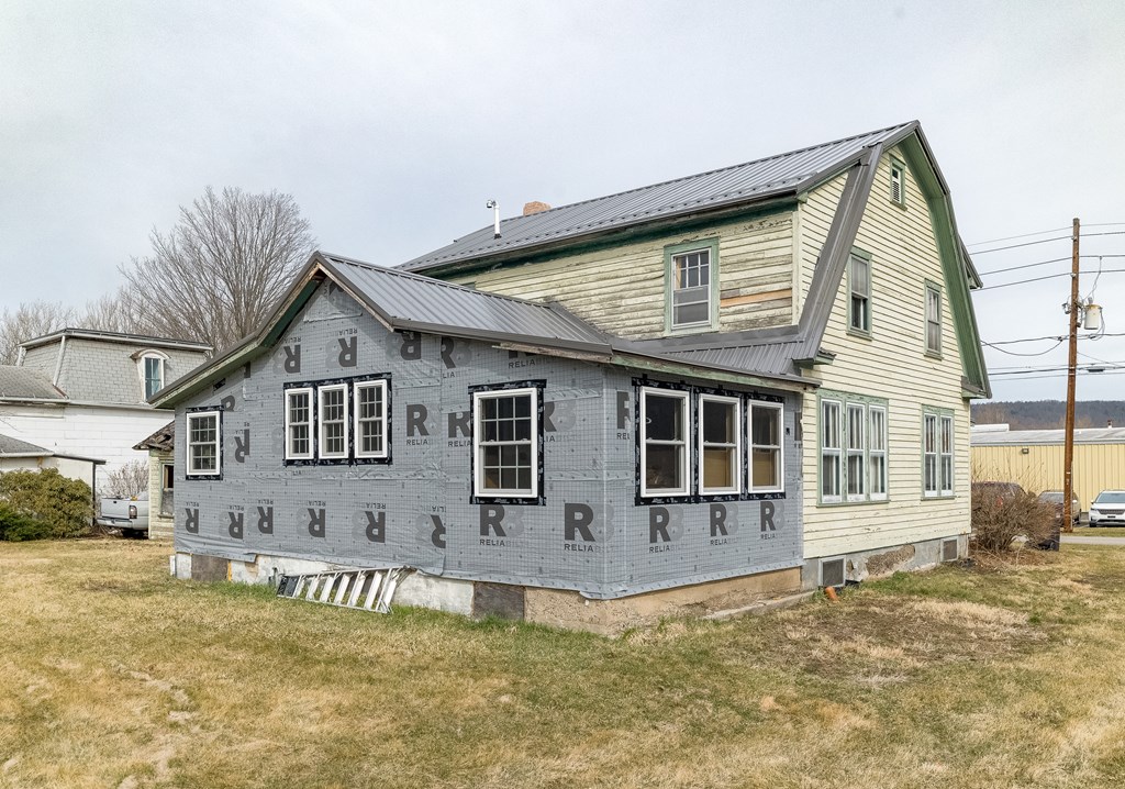 7 Berry Street