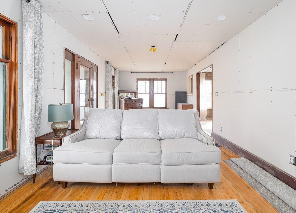 7 Berry Street