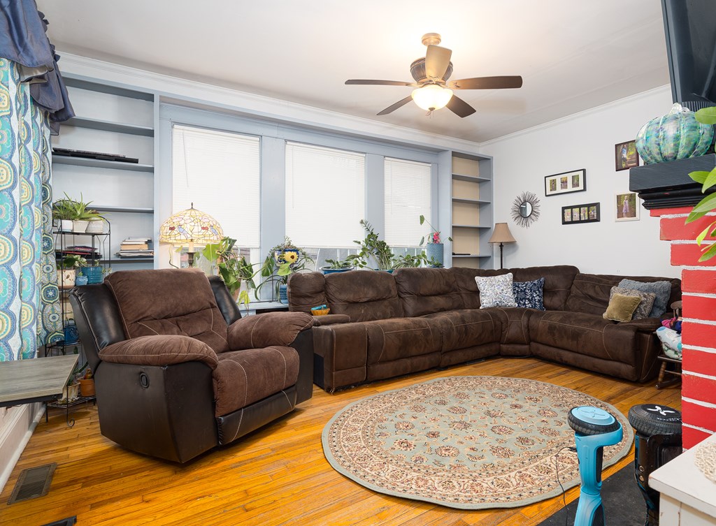 50 Lycoming St