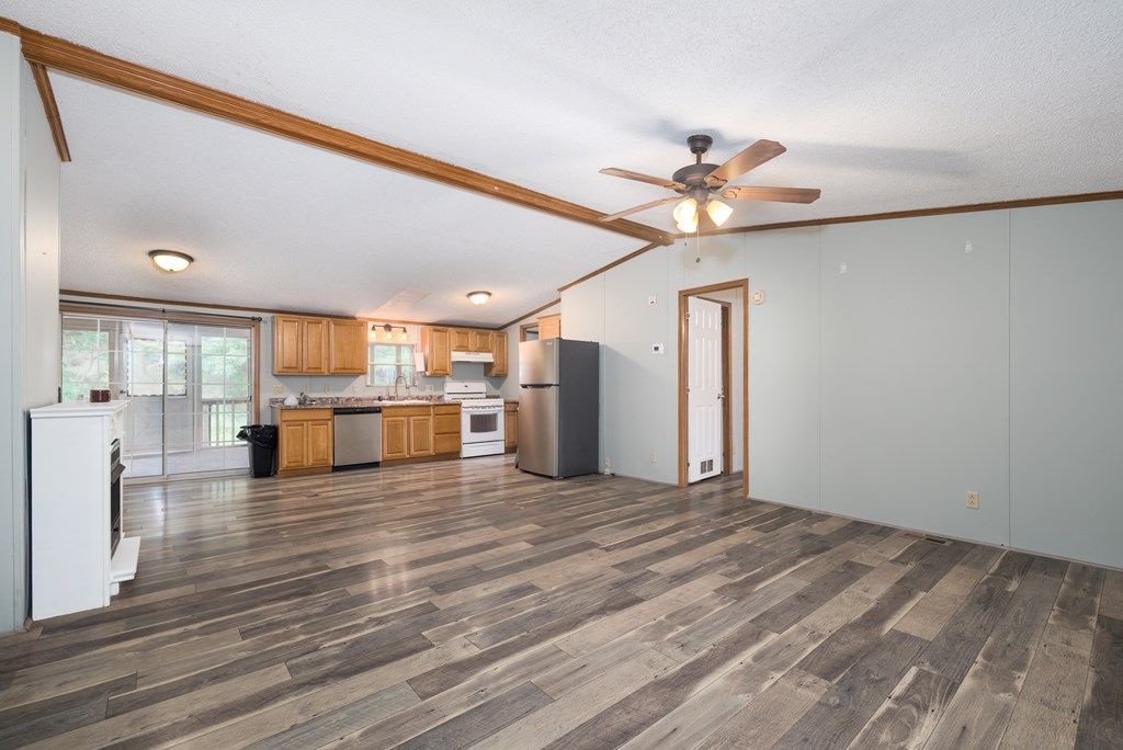 76 Pleasant Drive