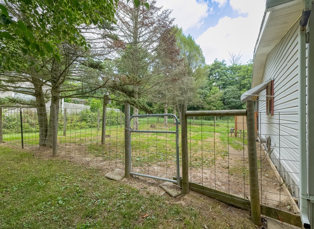 76 Pleasant Drive