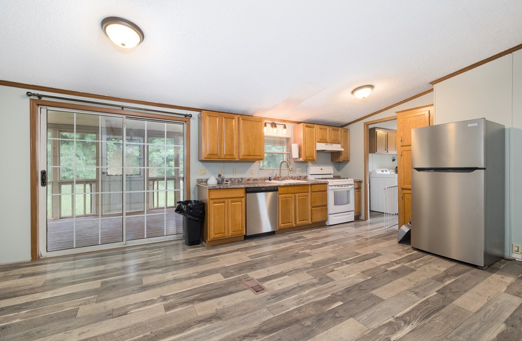 76 Pleasant Drive