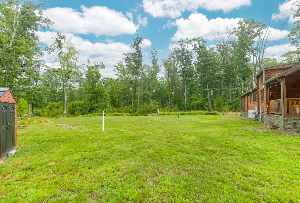647 Laurel Crest Road