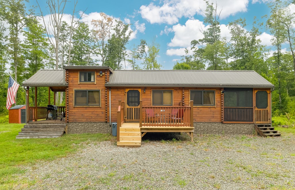 647 Laurel Crest Road