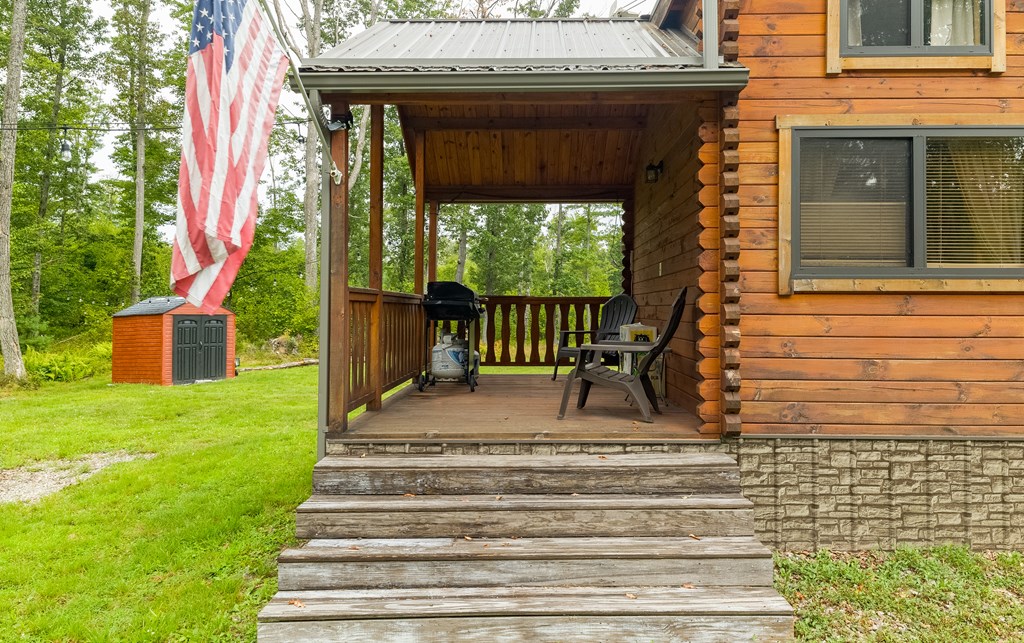 647 Laurel Crest Road