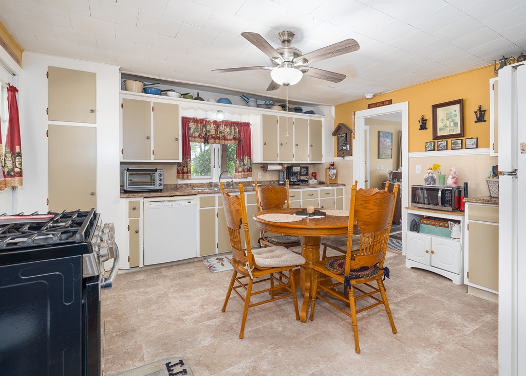 1683 Bliss Road