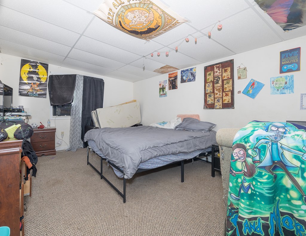 5337 Main St