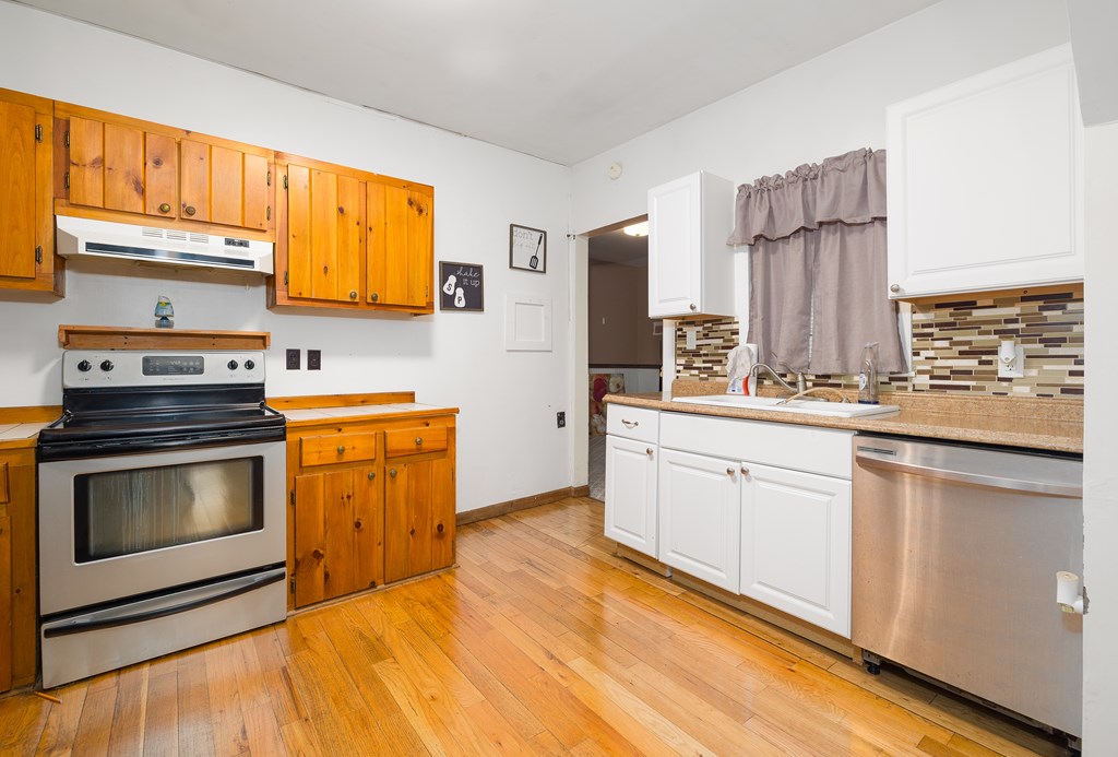 123 Maple Hill Road