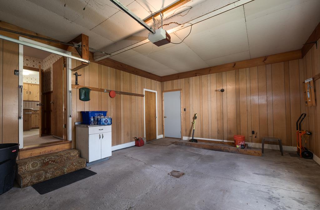 103 Oak Avenue