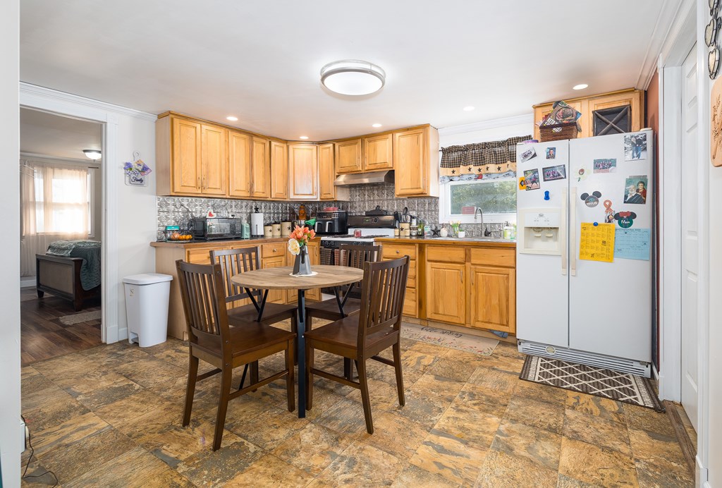 10B Pease Hill Road