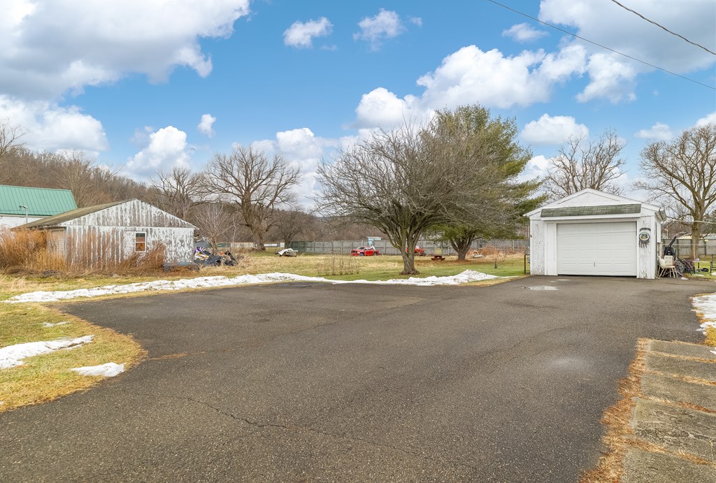 232 Pattison Avenue Extension