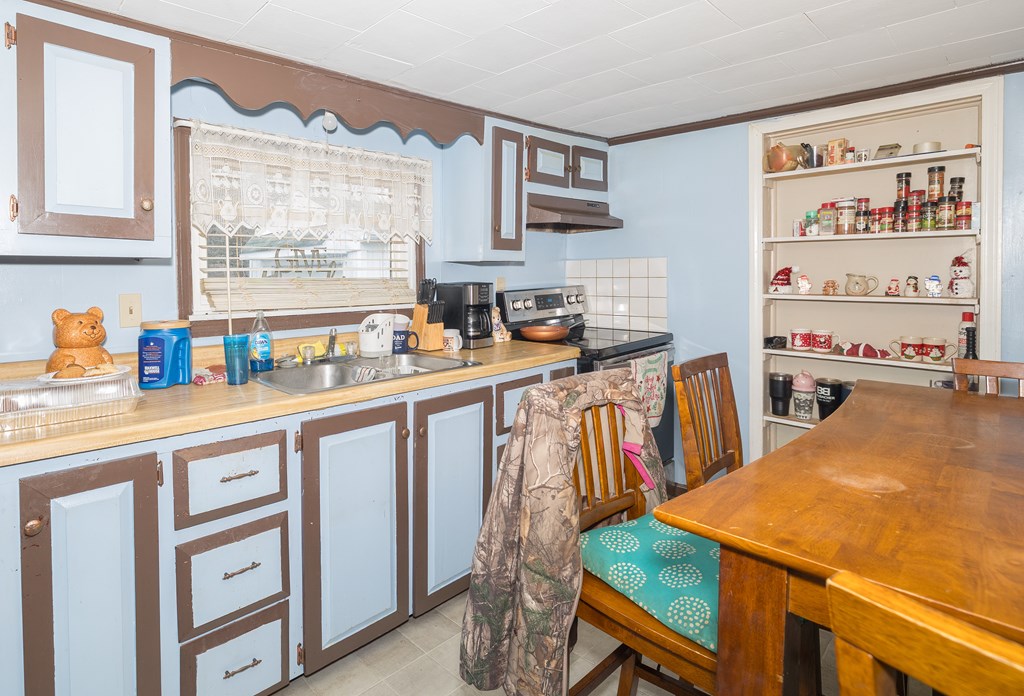 232 Pattison Avenue Extension