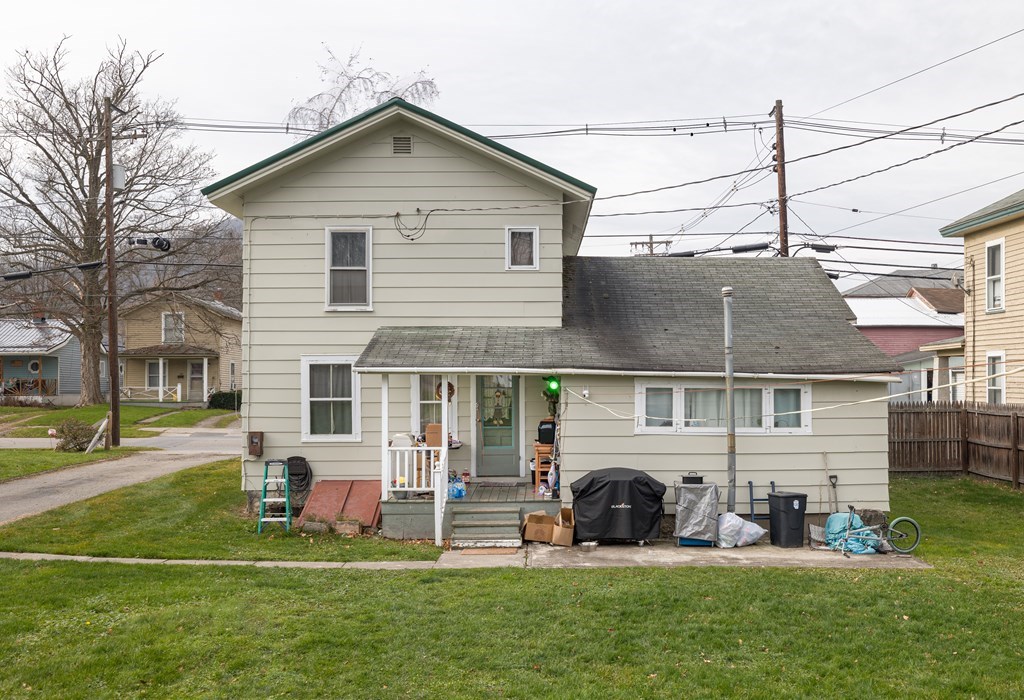 114 Maple