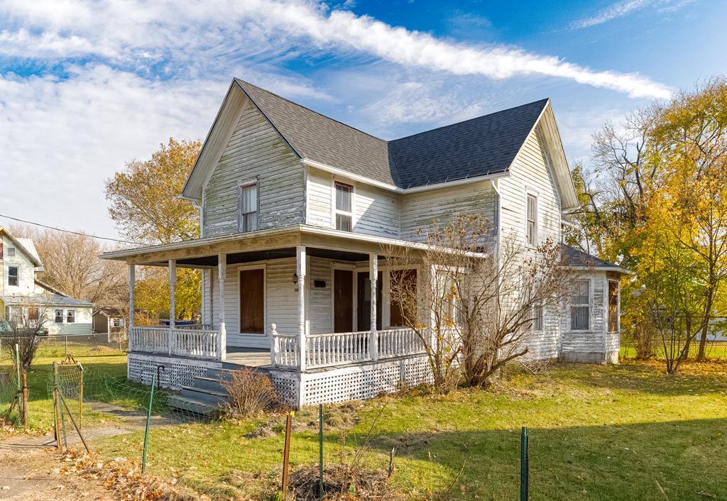 118 Coates Avenue