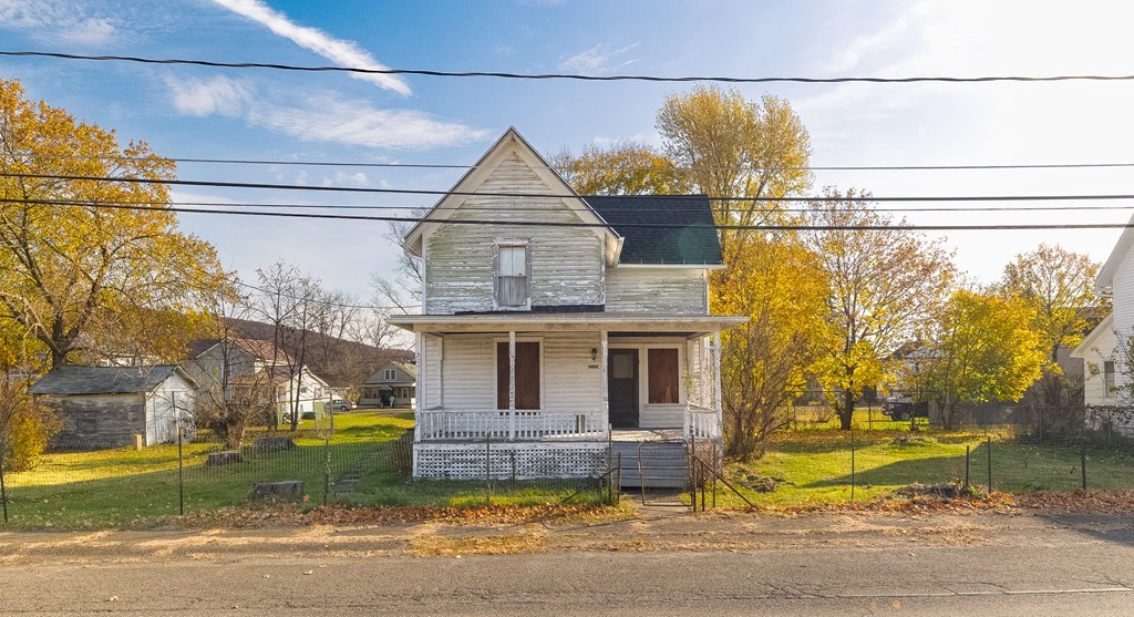 118 Coates Avenue
