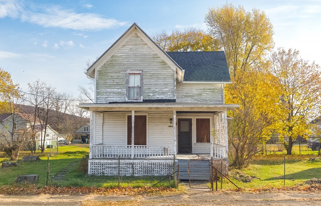 118 Coates Avenue