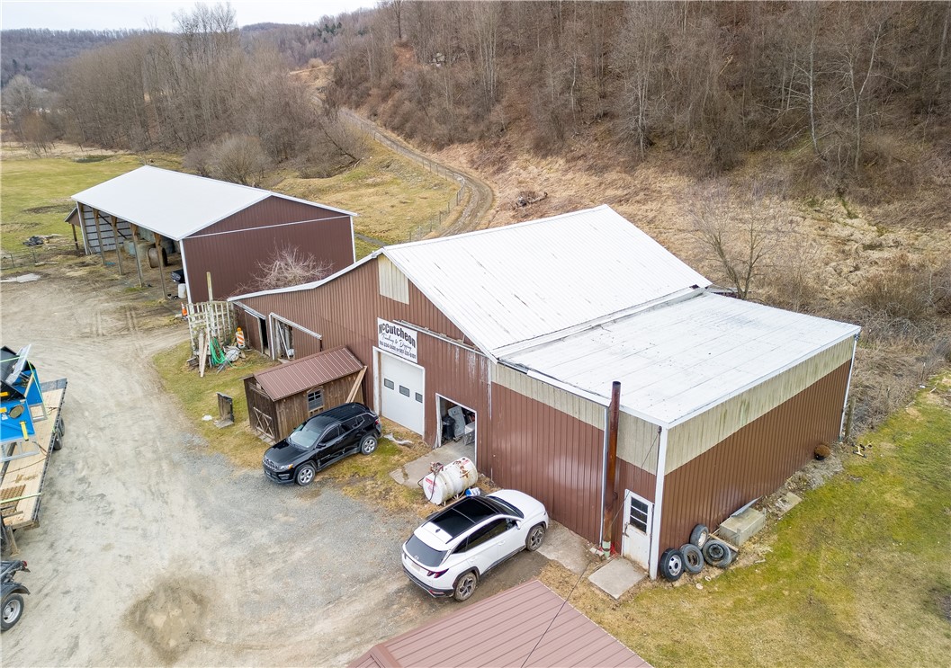 2561 Route 49 E