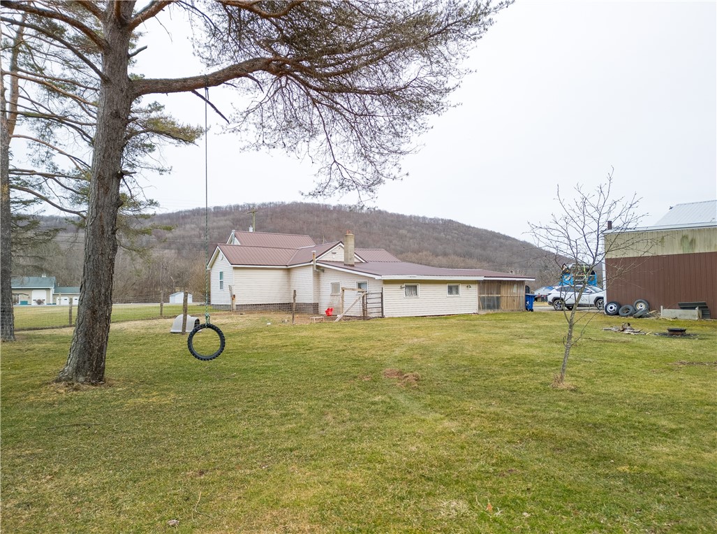 2561 Route 49 E