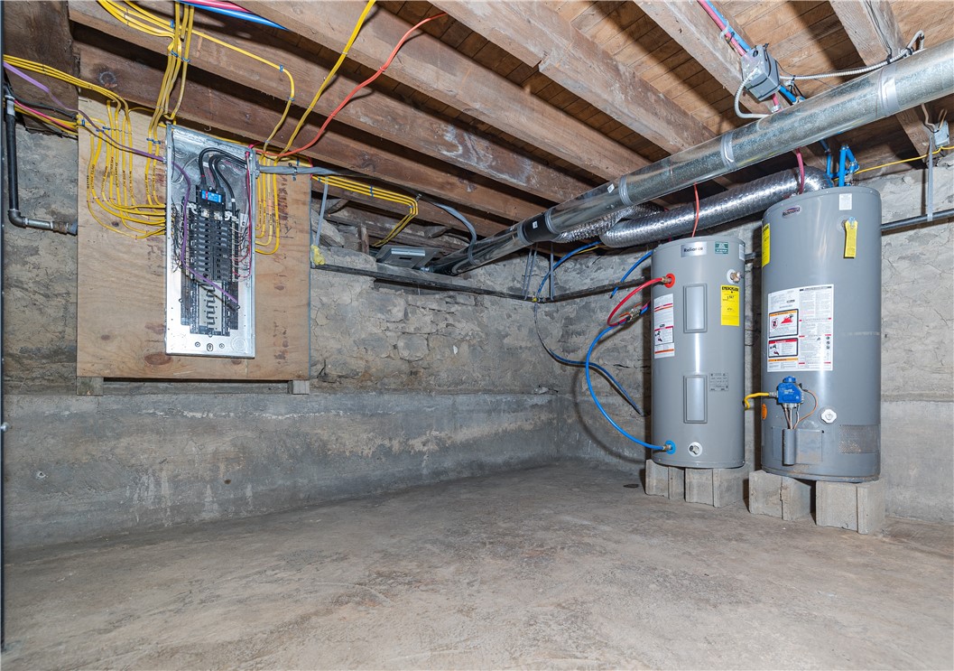 619 East Main Street