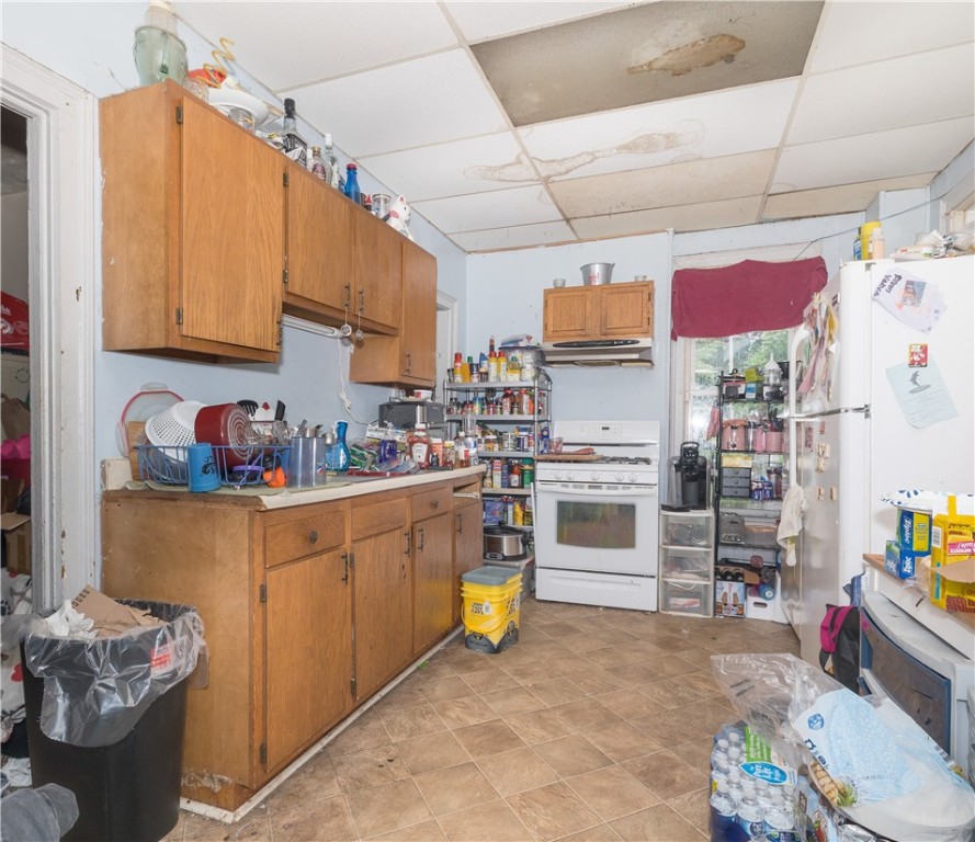 364 West 3rd Street